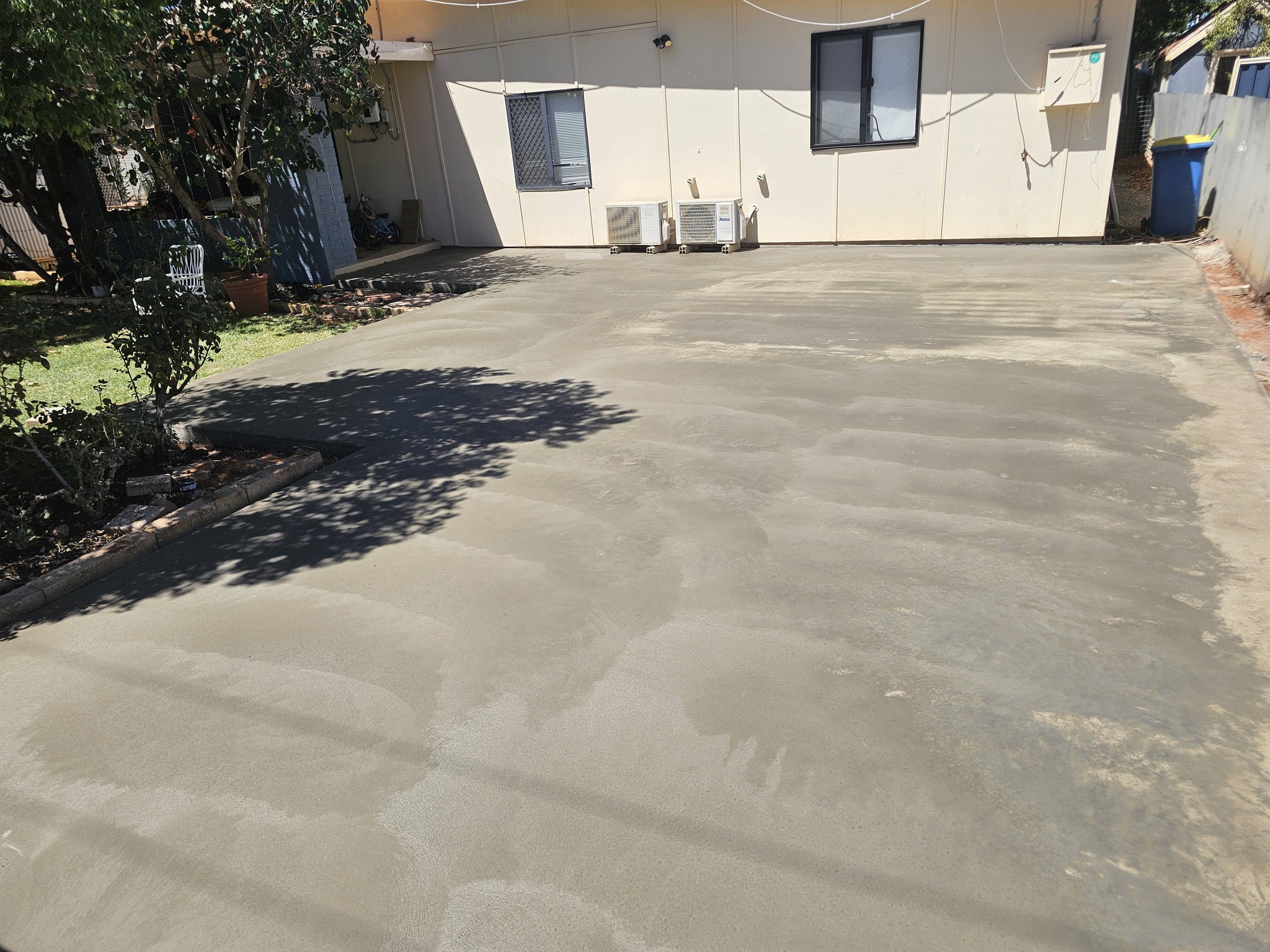 Concrete driveway by Hayes Concrete Services